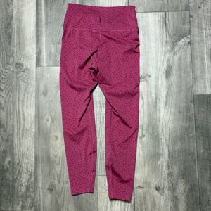 Nike Women's Yoga Dots Twist High-Rise 7/8 Leggings size medium